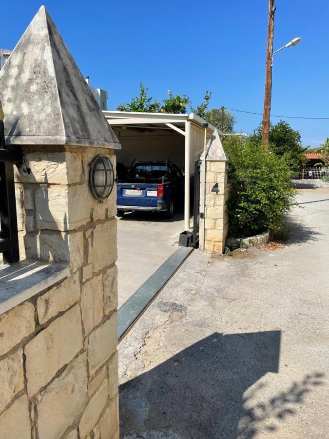 Menelaos Apartments Adelianósz Kámbosz Kültér fotó